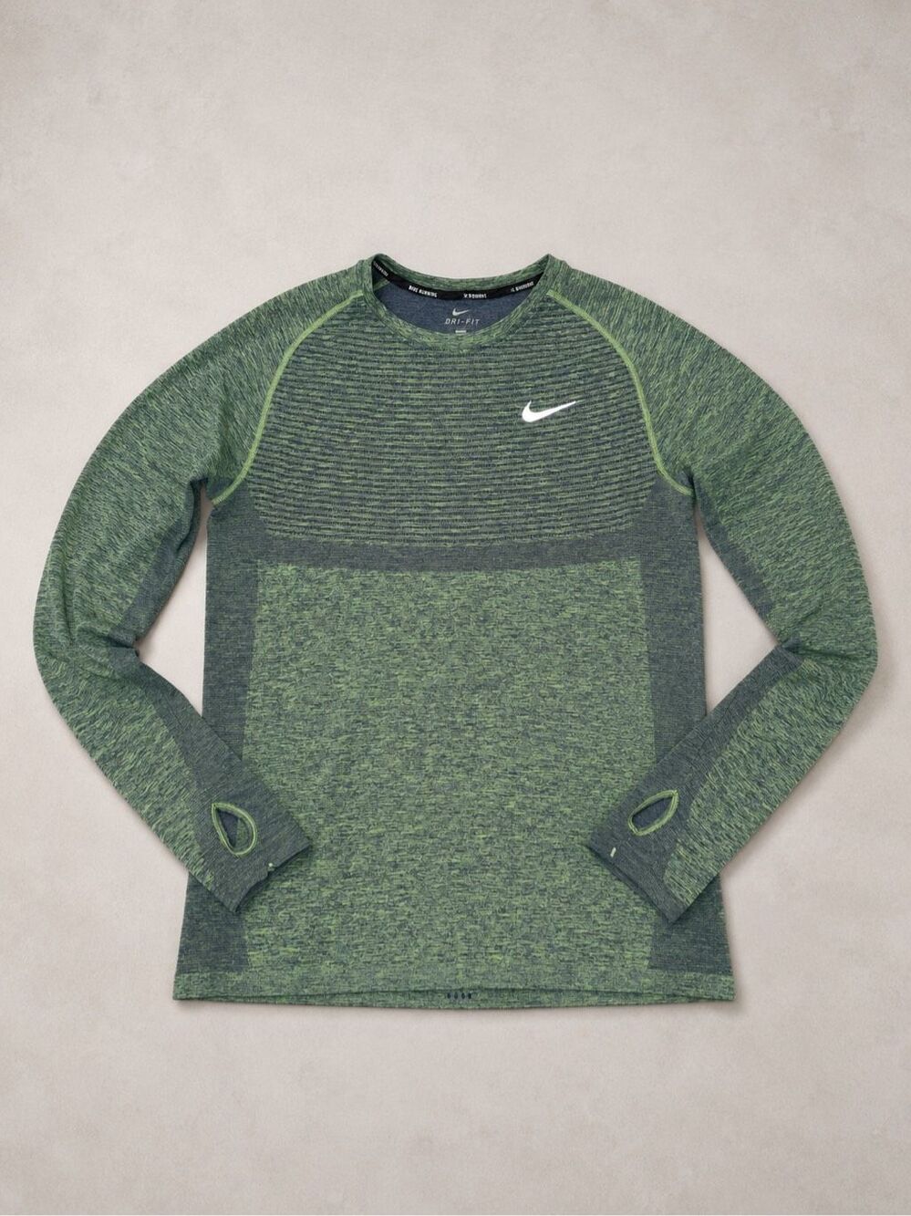 Nike Dri-FIT Women’s Large Green Long Sleeve Running Athletic Thumbhole Shirt